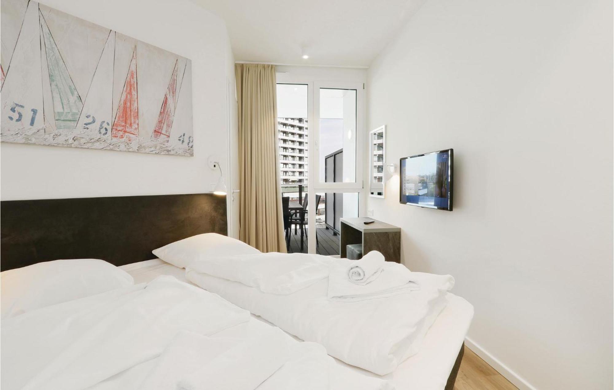 Gorgeous Apartment In Luebeck Travemuende With Wifi Exteriör bild